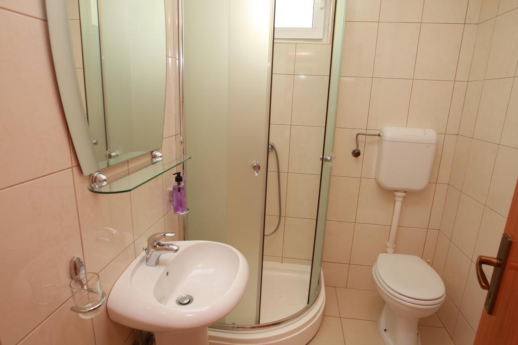 Guest House Ugljevarevic Budva Quarto foto